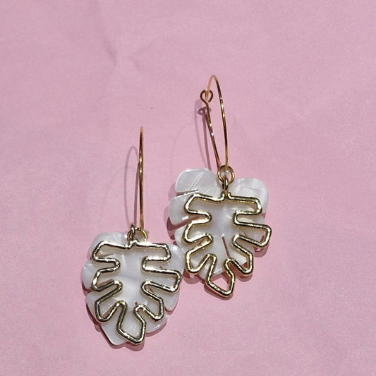 White marble monstera gold hoop earrings