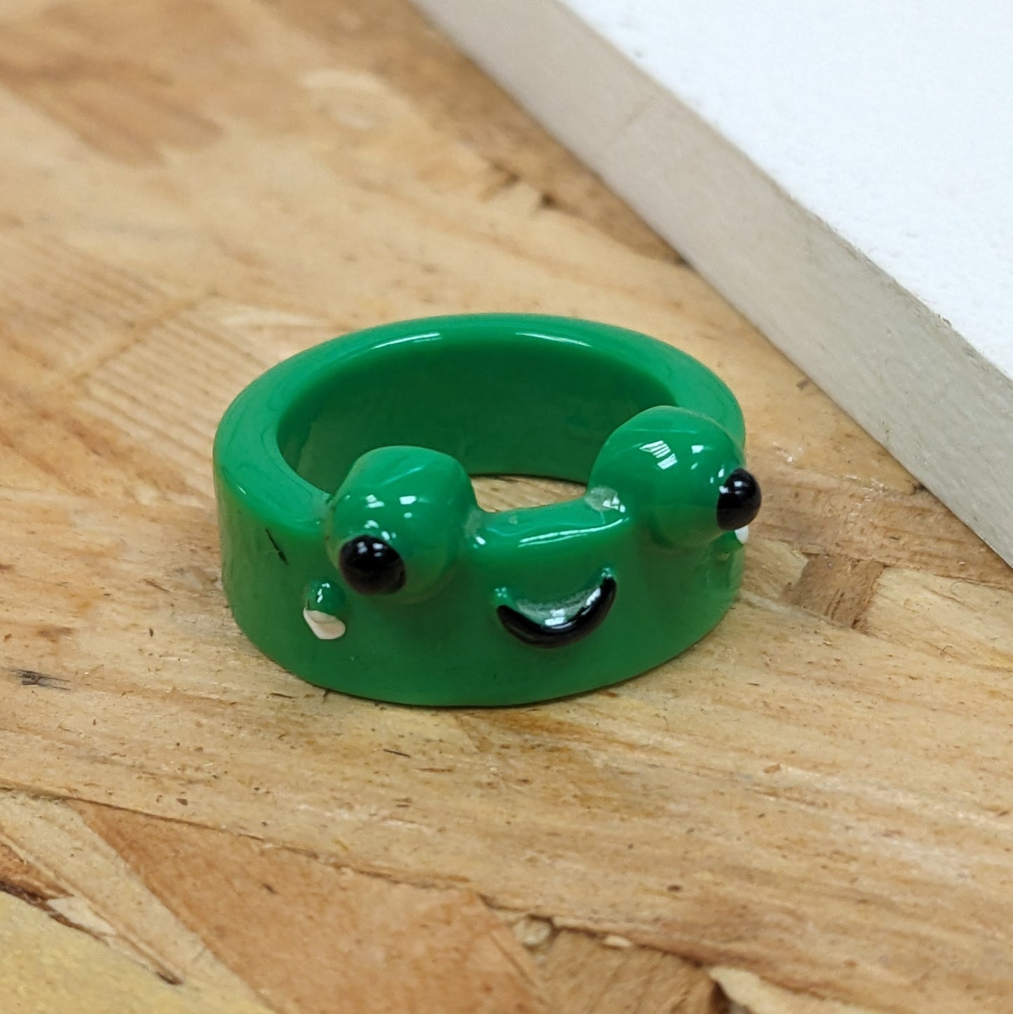 Frog rings