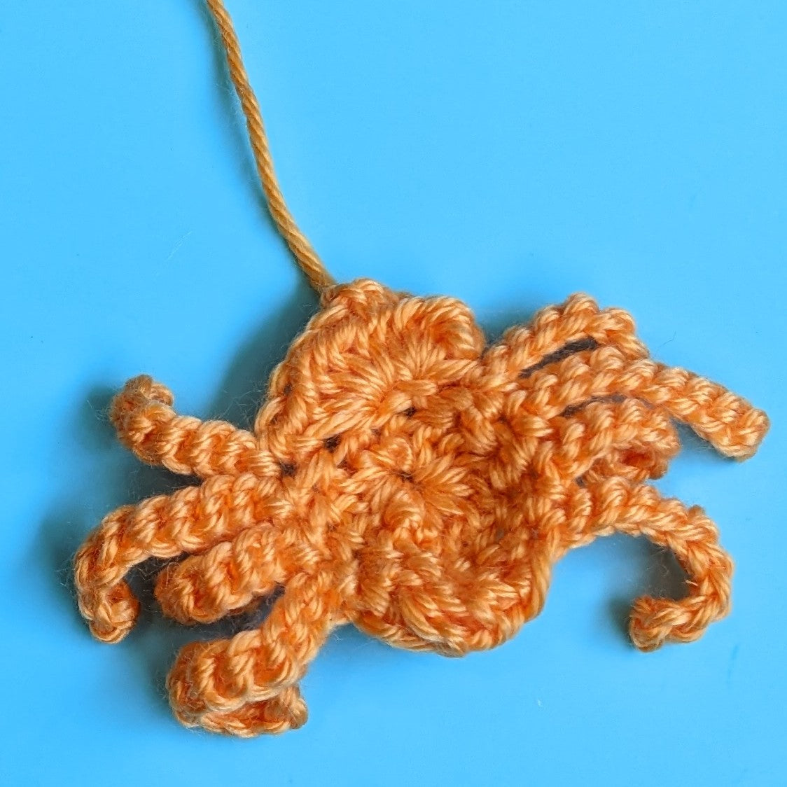 Crochet spiders