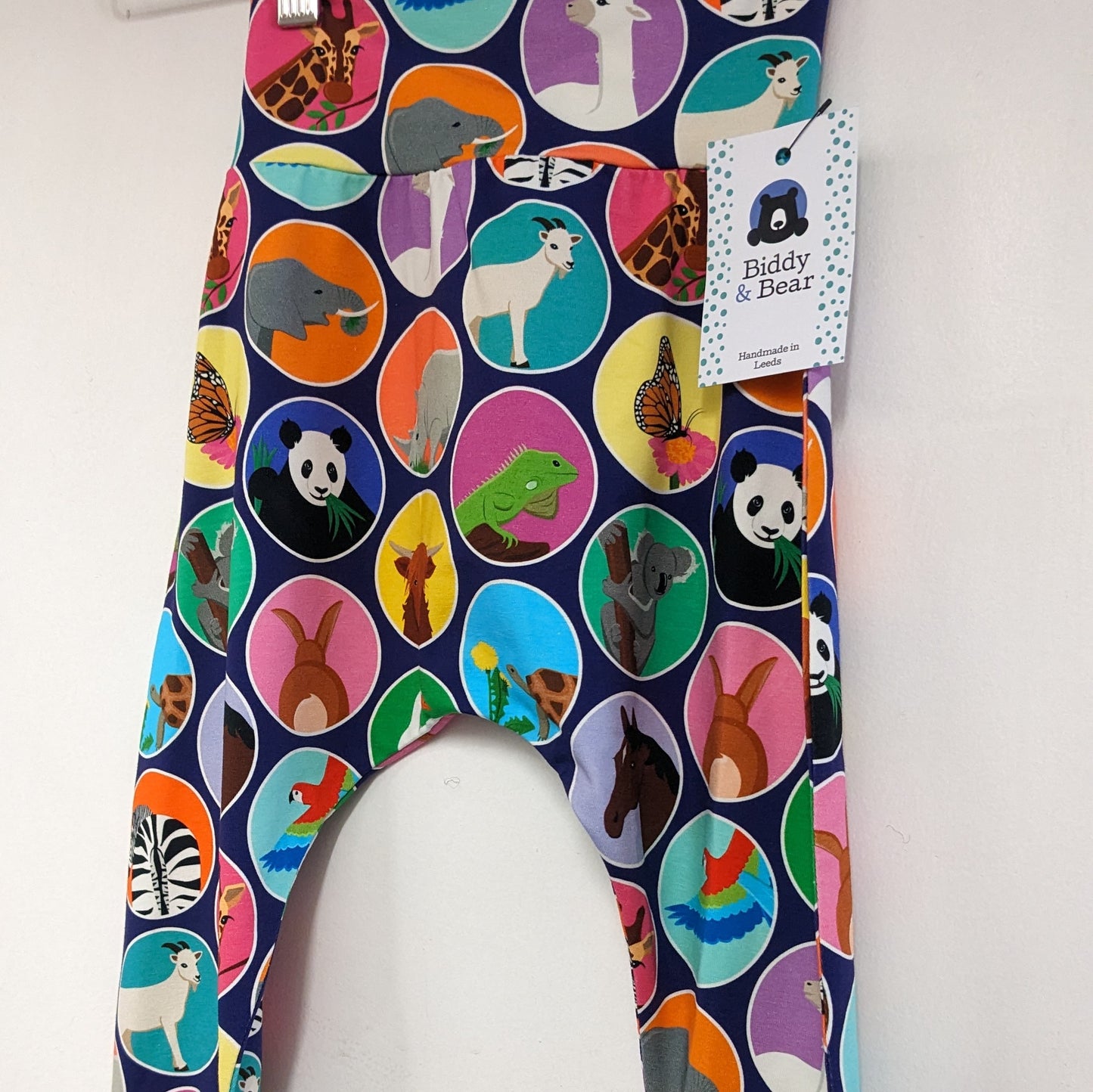 Animal circles harem pants age 3-4 years