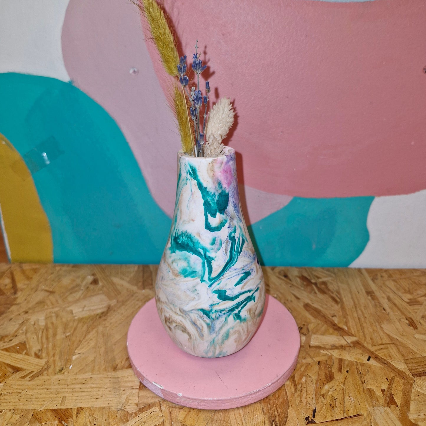 Bud vase in multicoloured swirl pattern