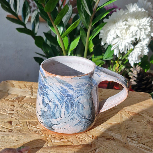 Swirl pattern ceramic mug