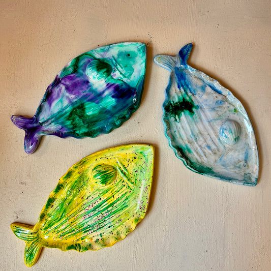The fish dish - various colours