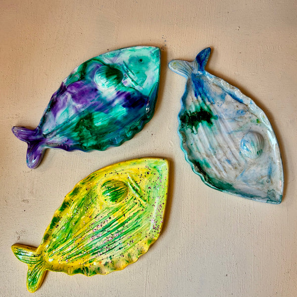 The fish dish - various colours