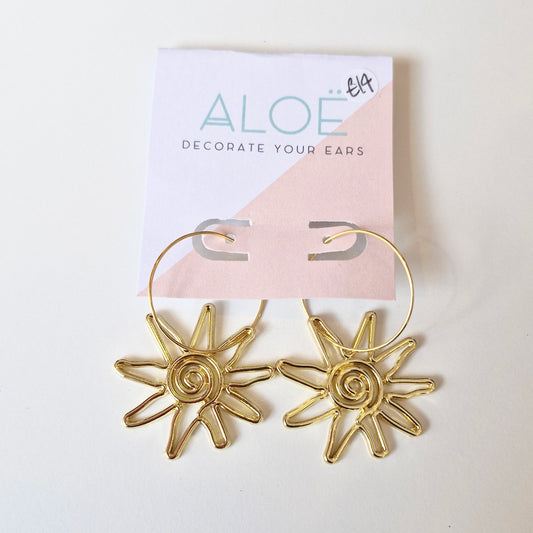 Outline star hoop earrings