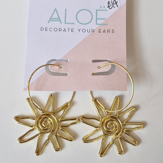 Outline star hoop earrings