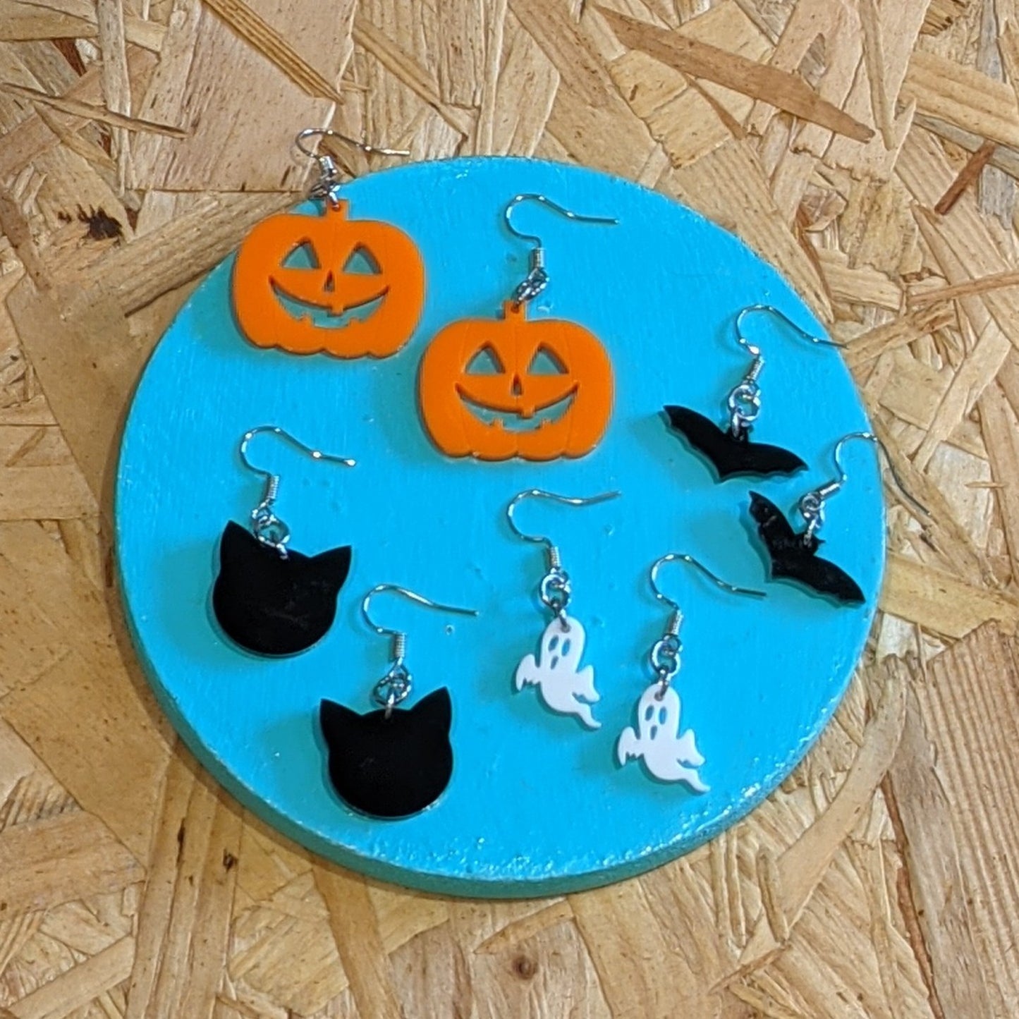 Spooky earrings by Han Makes