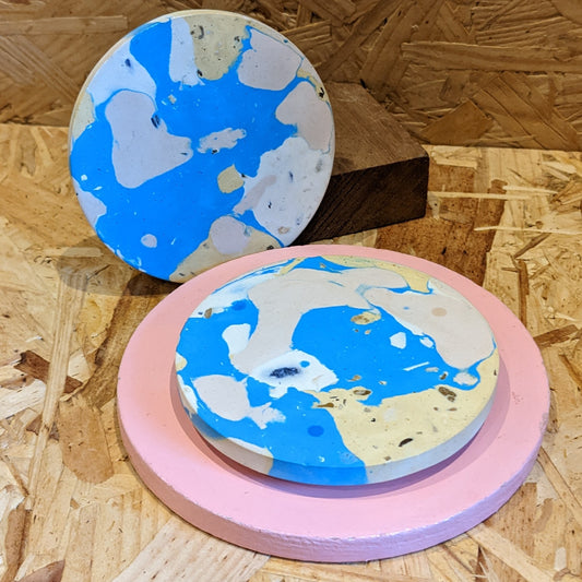 Blue and yellow marble effect coaster set
